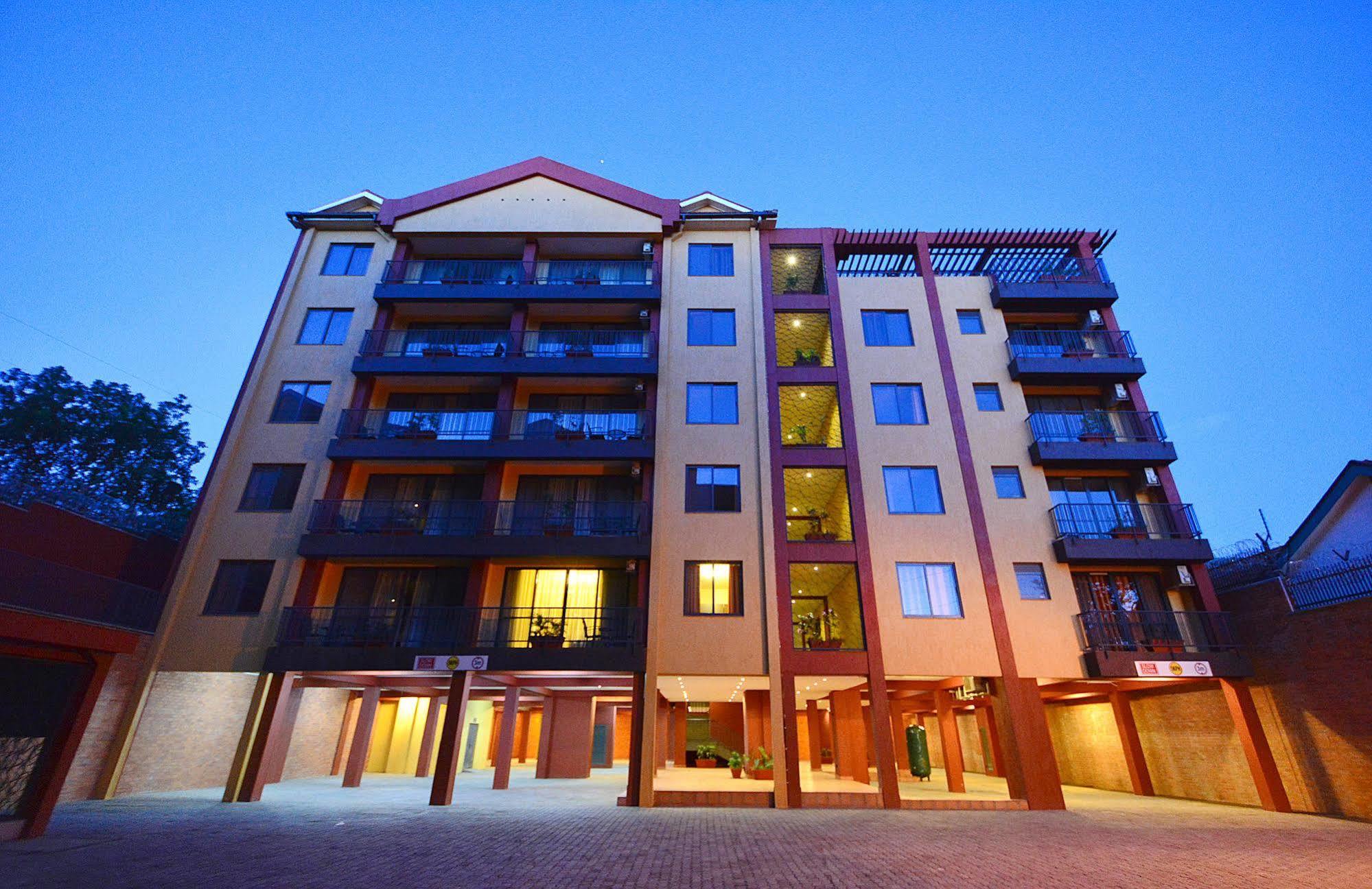 Bukoto Heights Apartments Kampala Exterior foto